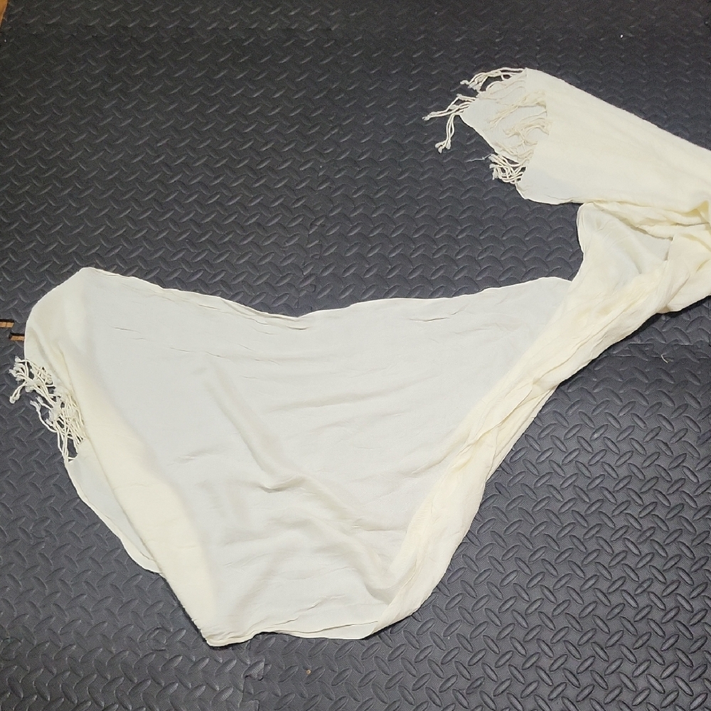 Womens Cream Colored Scarf With Tassles